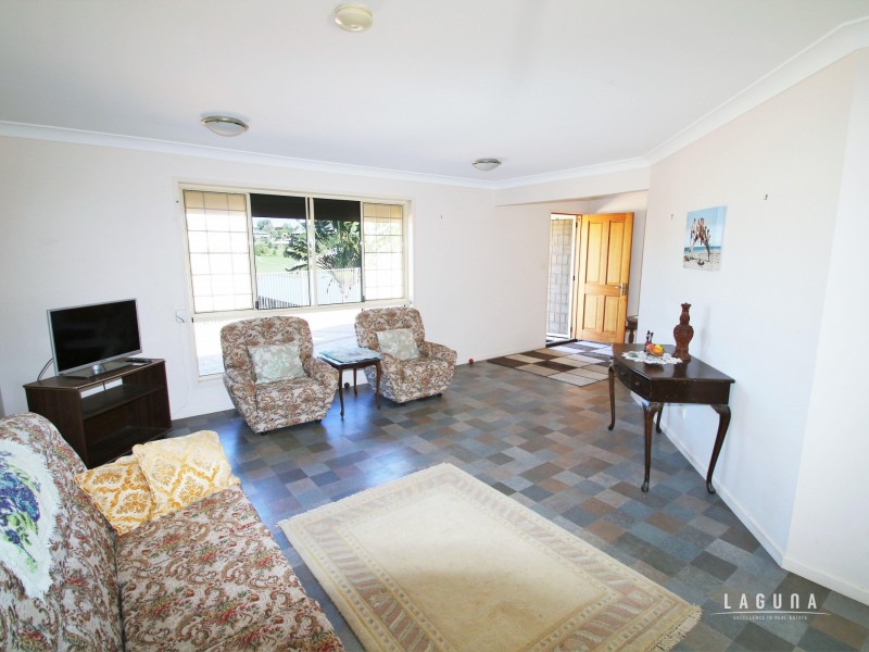 4  Elms Court, Southside QLD 4570
