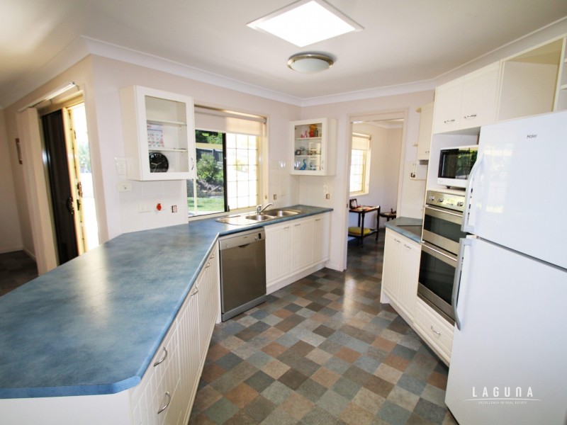 4  Elms Court, Southside QLD 4570