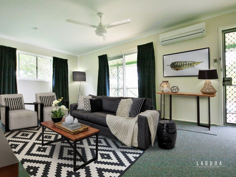 6 James Street, Southside QLD 4570