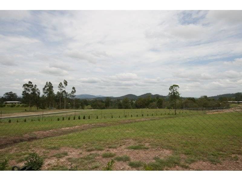 Araluen QLD 4570