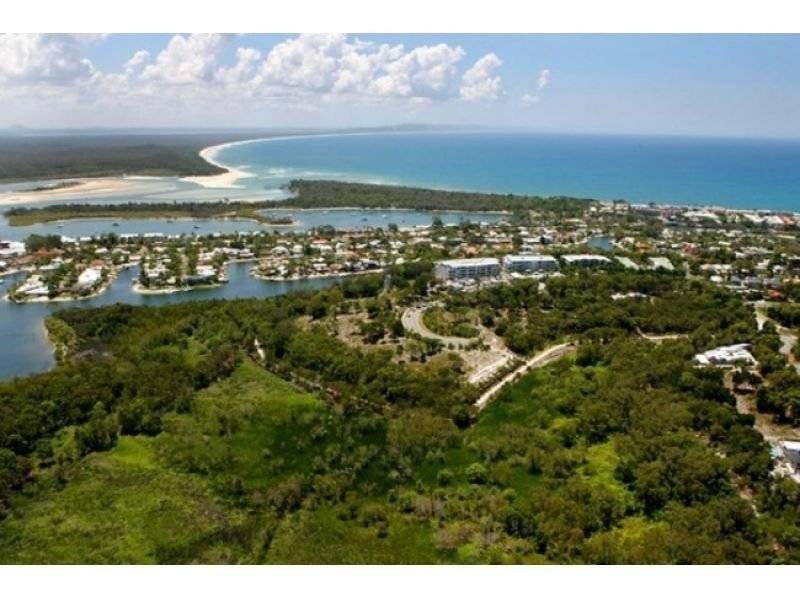 11 Banksia Avenue, Noosa Heads QLD 4567