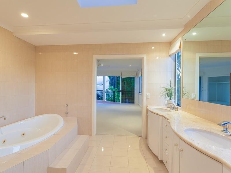 19 Mermaid Quay, Noosaville QLD 4566