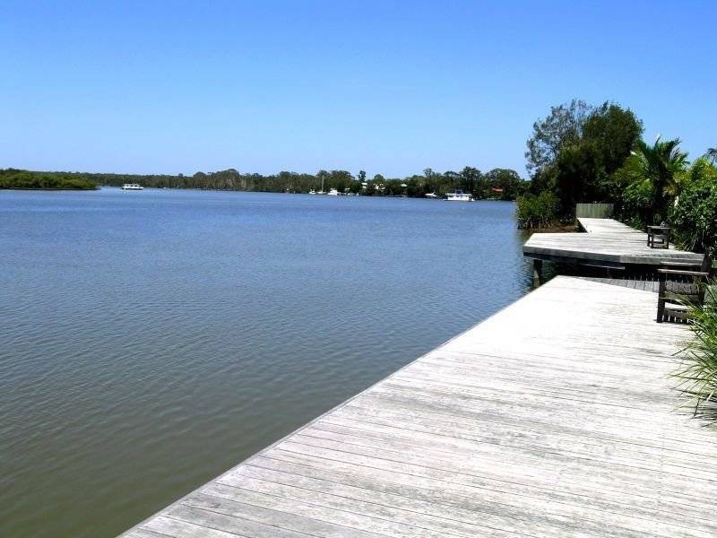6 Noosa River Quays, Tewantin QLD 4565