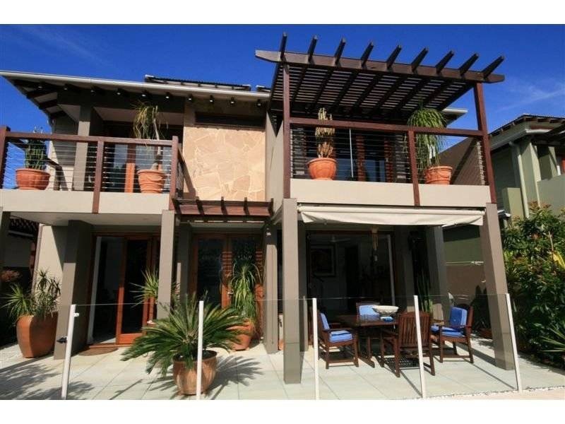 2/12-14 Elizabeth Street, Noosaville QLD 4566