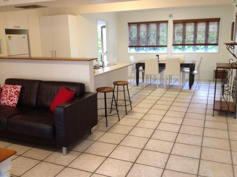 275 Gympie Terrace, Noosaville QLD 4566