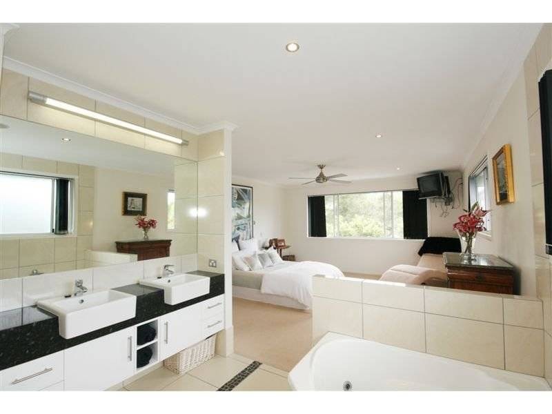 3 Liberty Place, Sunrise Beach QLD 4567