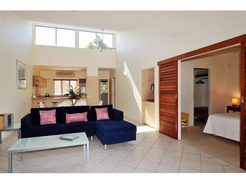 7 James Street, Noosaville QLD 4566