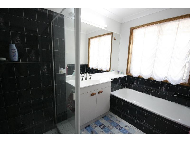 6 Laurina Court, Tewantin QLD 4565