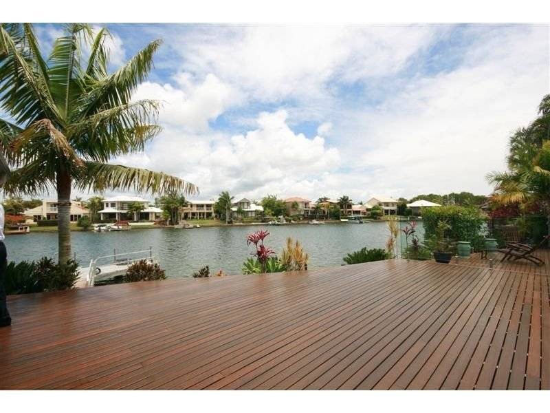 22 Topsails Place, Noosa Waters QLD 4566