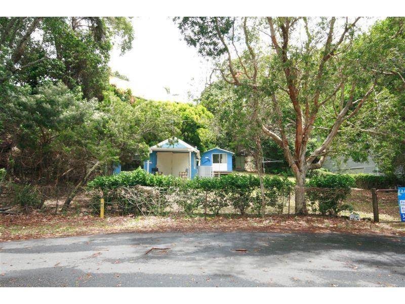 8 Boreen Parade, Boreen Point QLD 4565