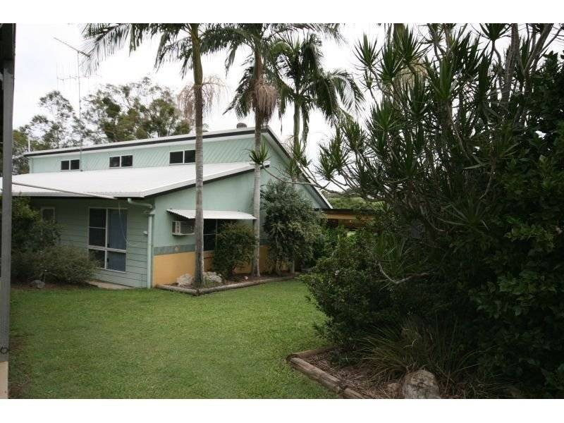 Goomboorian QLD 4570