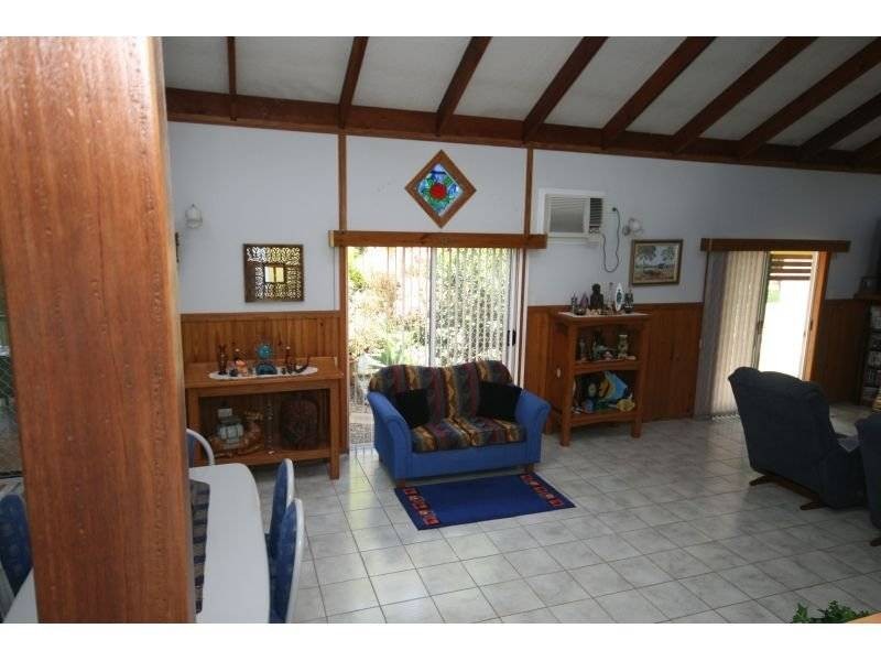 Goomboorian QLD 4570