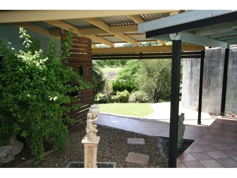 Goomboorian QLD 4570