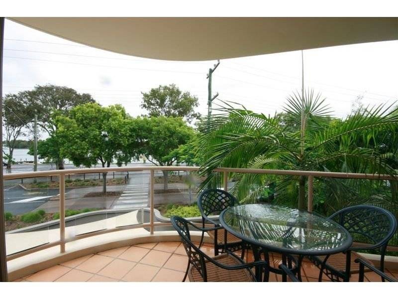 2/213 Gympie Terrace, Noosaville QLD 4566