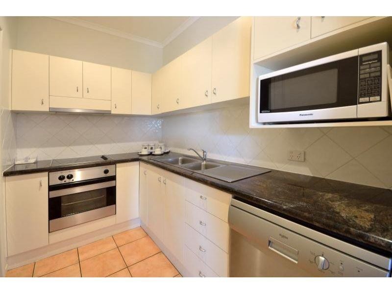 15/7 Edward Street, Noosaville QLD 4566