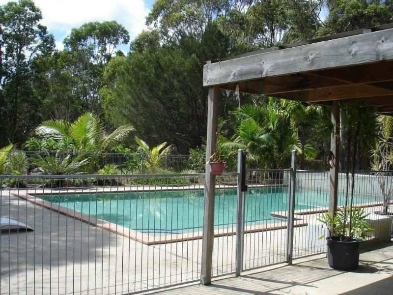10 Jirrima Crescent, Cooroibah QLD 4565