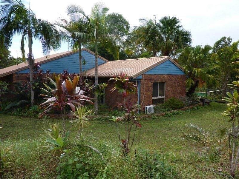 10 Jirrima Crescent, Cooroibah QLD 4565