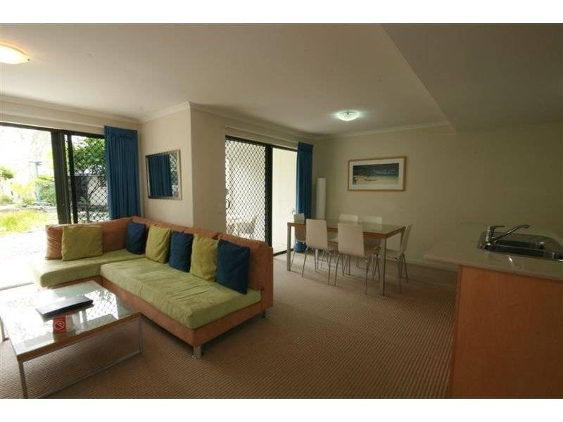 73 Hilton Terrace, Noosaville QLD 4566