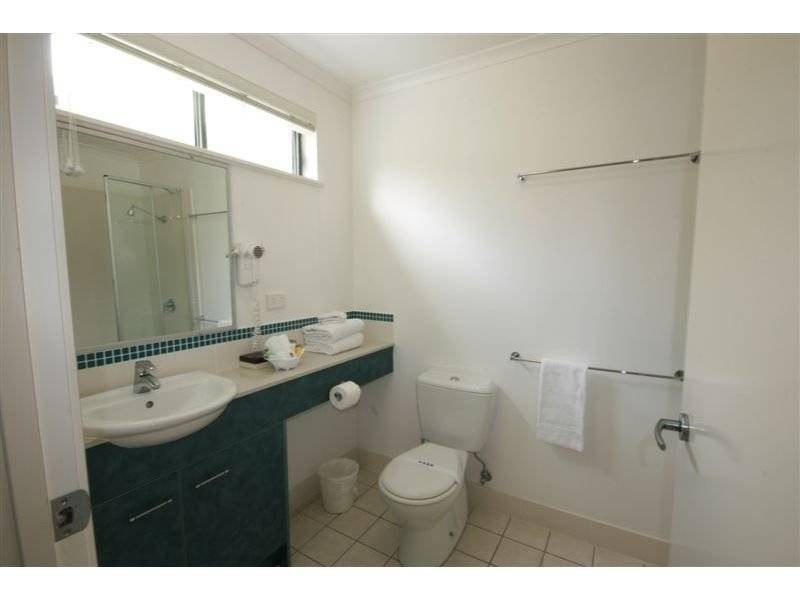 73 Hilton Terrace, Noosaville QLD 4566