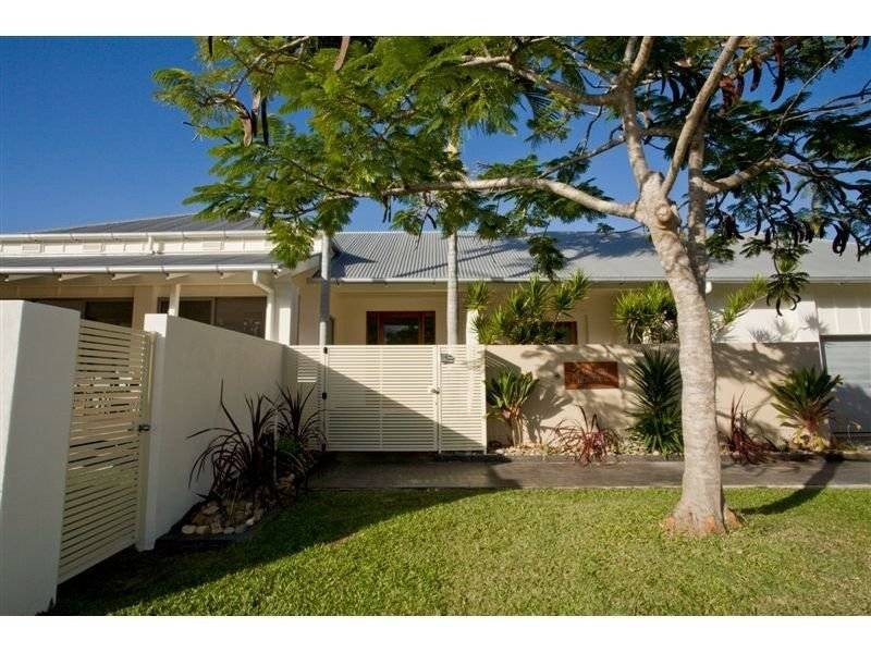 9 Habitat Place, Noosa Heads QLD 4567