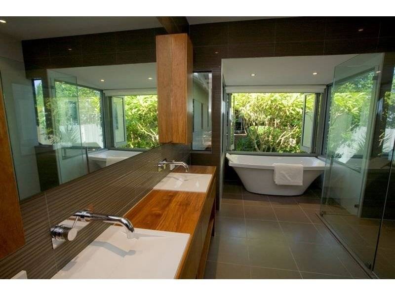 9 Habitat Place, Noosa Heads QLD 4567