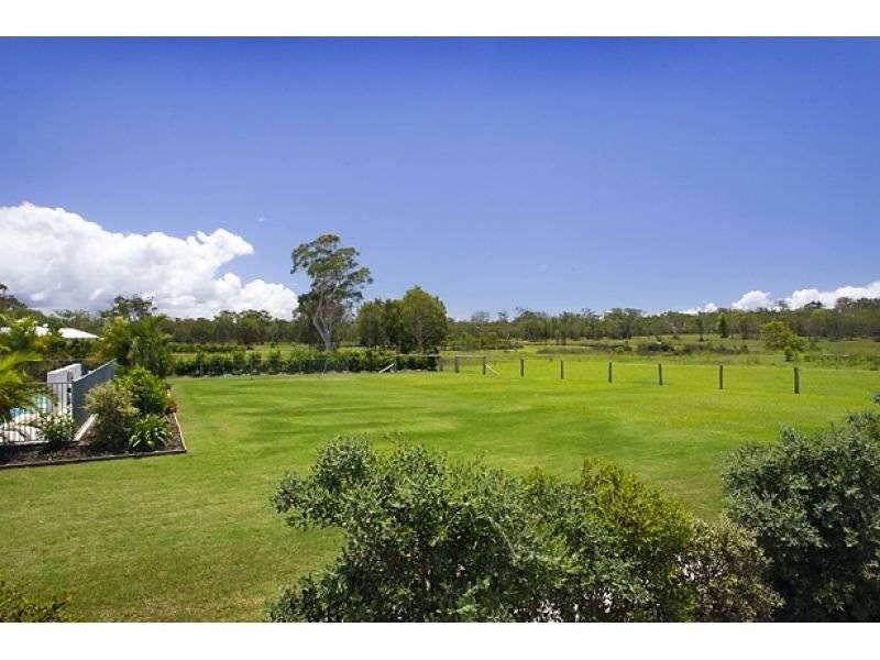 70 Edington Drive, Cooroibah QLD 4565