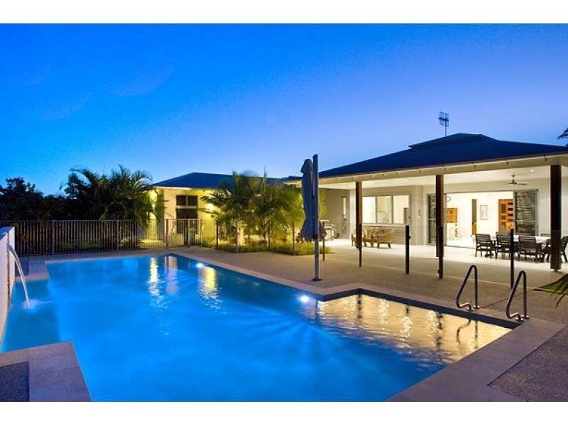 70 Edington Drive, Cooroibah QLD 4565