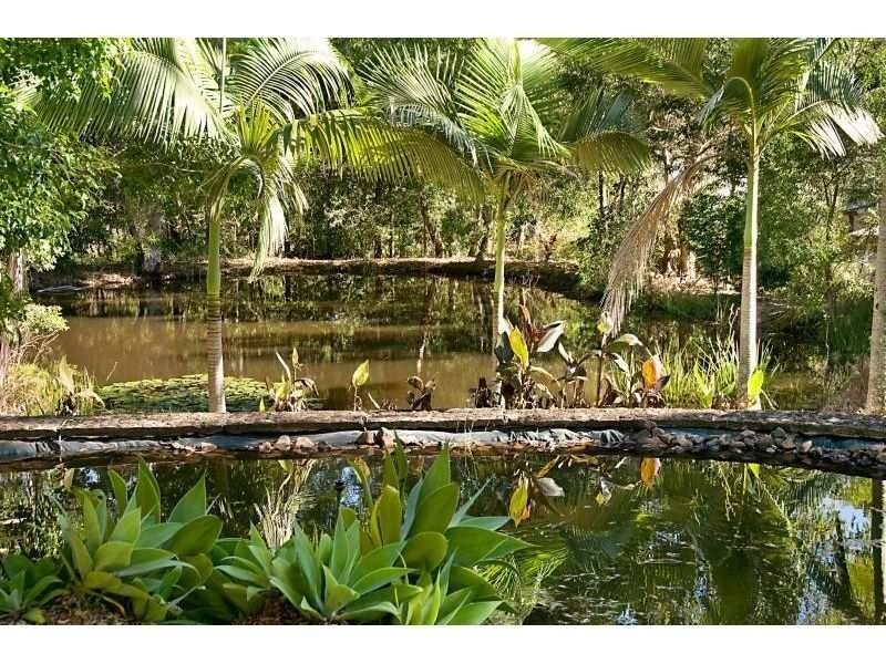 10 Wilkes Court, Tinbeerwah QLD 4563