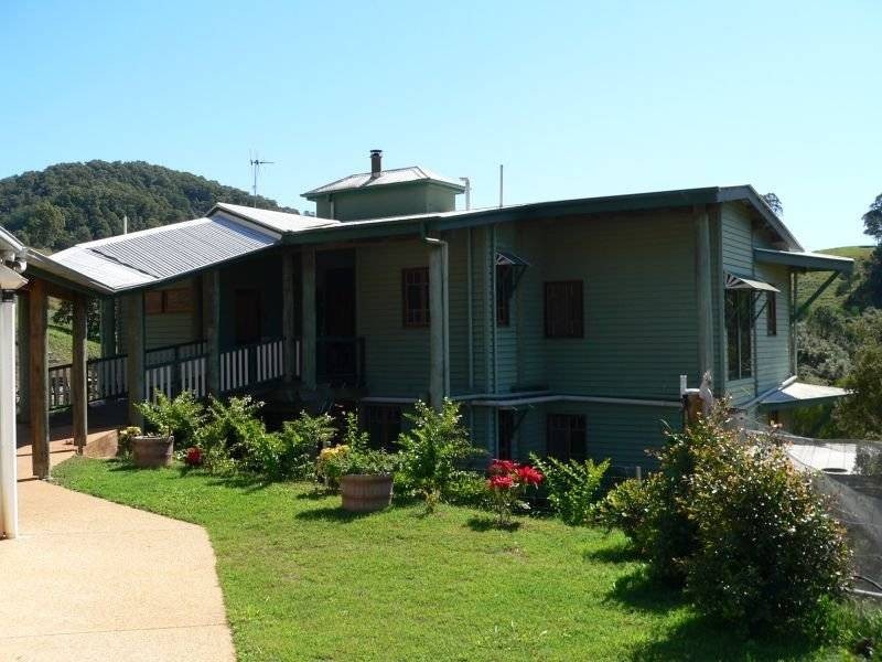 Goomboorian QLD 4570