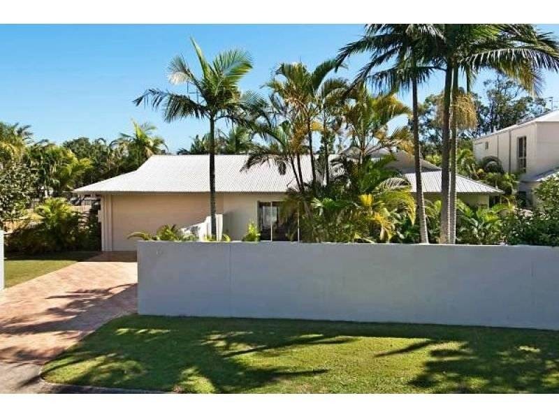 10 Dolphin Crescent, Noosa Heads QLD 4567