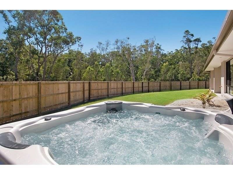 30 Attenuatta Place, Noosaville QLD 4566