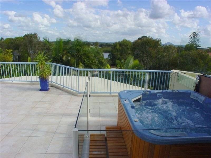 18/140 Noosa Parade, Noosaville QLD 4566