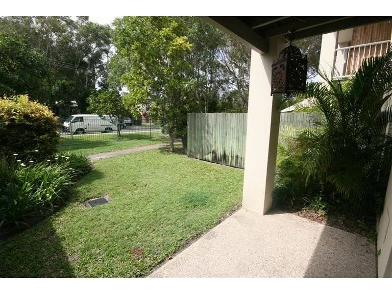 24/18 Lake Weyba Drive, Noosaville QLD 4566