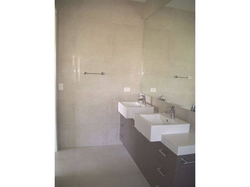 5 Bluefin Court, Noosaville QLD 4566