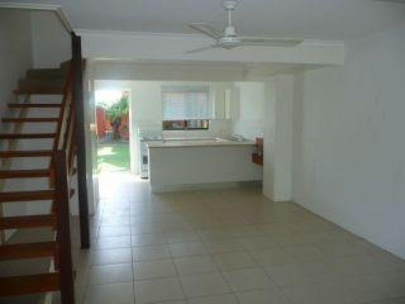 6/2 Dolphin Crescent, Noosaville QLD 4566