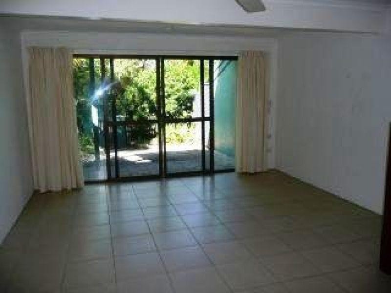 6/2 Dolphin Crescent, Noosaville QLD 4566