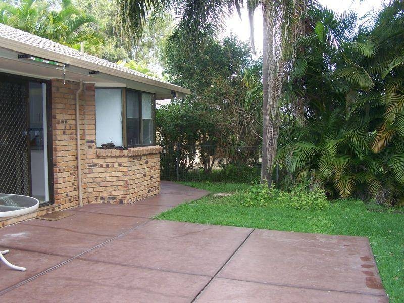 30 Sleepyhollow Drive, Noosa Heads QLD 4567
