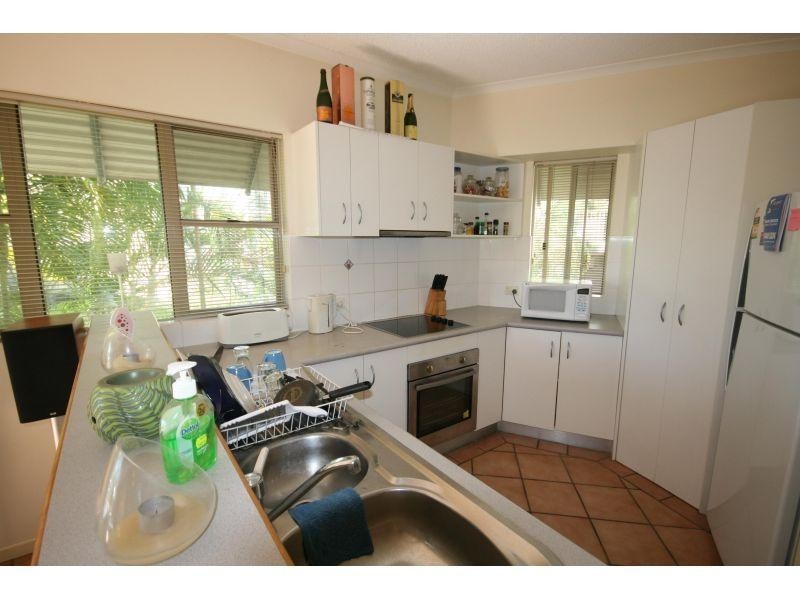 4/16 Howard Street, Noosaville QLD 4566