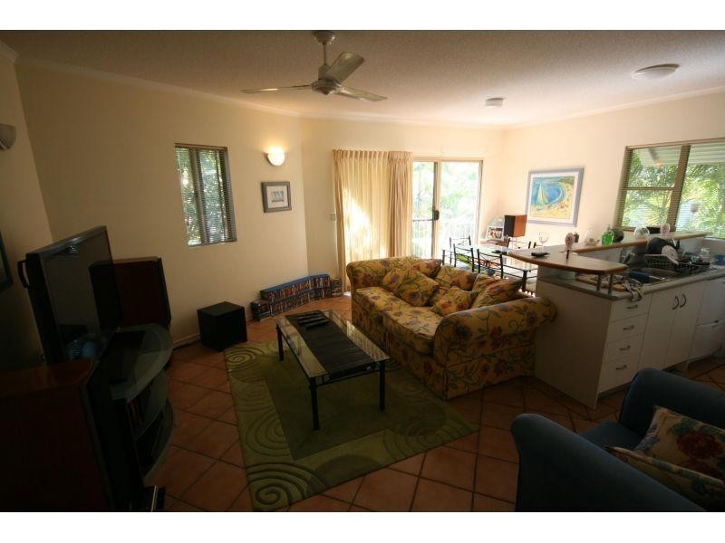 4/16 Howard Street, Noosaville QLD 4566