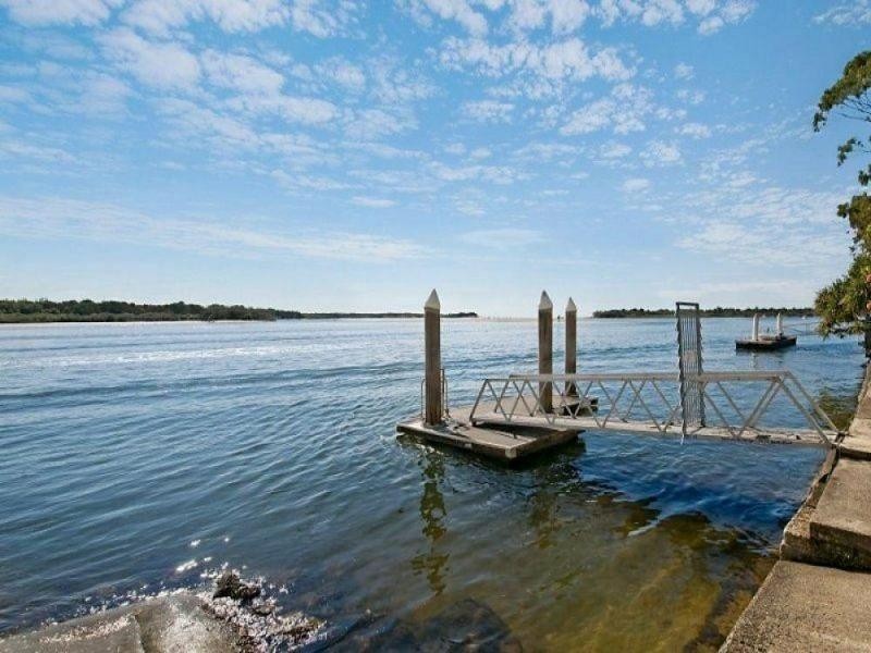 1/3 William Street, Noosaville QLD 4566