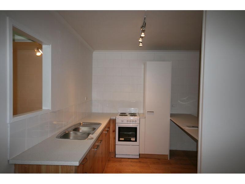 1/5 Ramsey Road, Southside QLD 4570