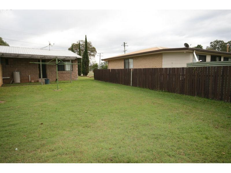 1/5 Ramsey Road, Southside QLD 4570