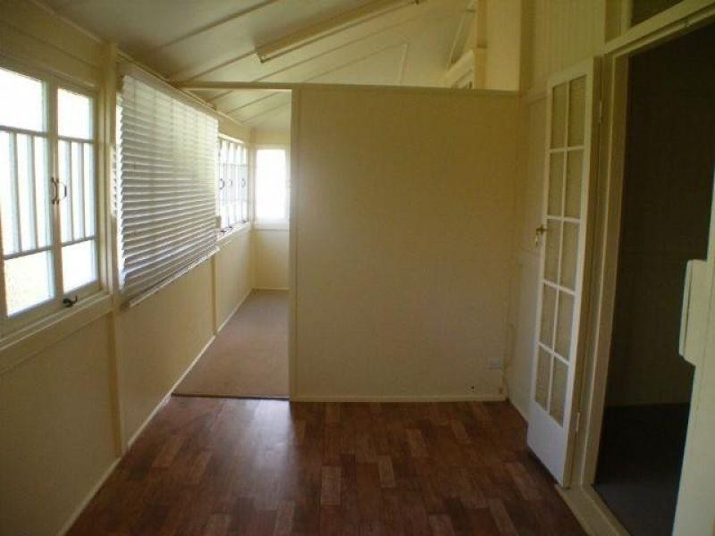 5 Crown Road, Gympie QLD 4570