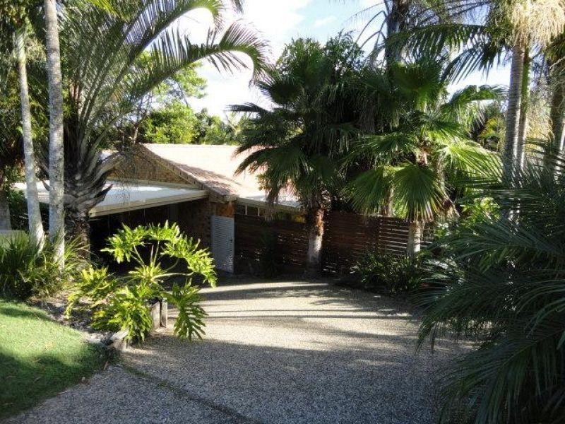 22 Victory Crescent, Sunrise Beach QLD 4567