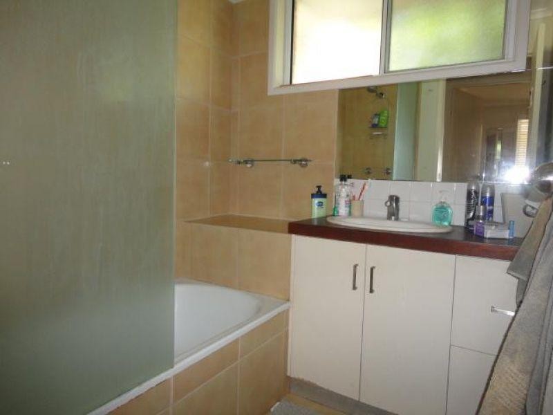 22 Victory Crescent, Sunrise Beach QLD 4567