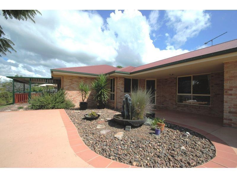 24 Federation Court, Southside QLD 4570