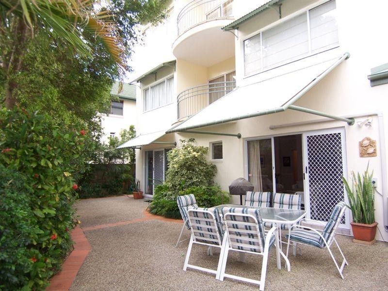 1/5 Russell, Noosaville QLD 4566