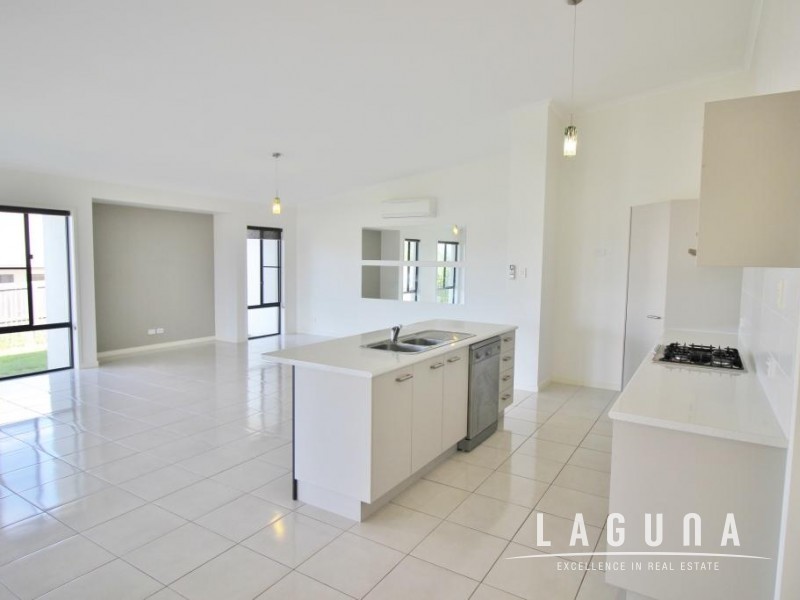 14  Majestic Place, Jones Hill QLD 4570