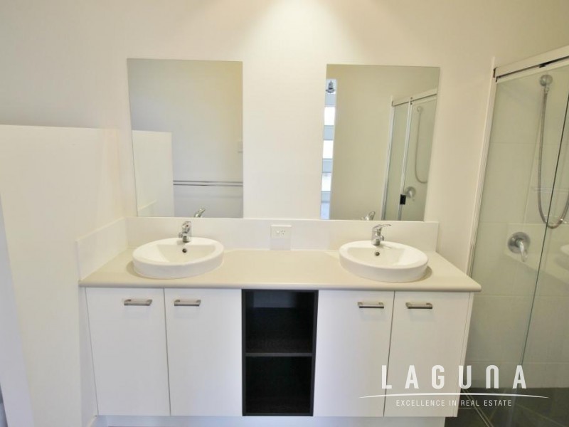 14  Majestic Place, Jones Hill QLD 4570