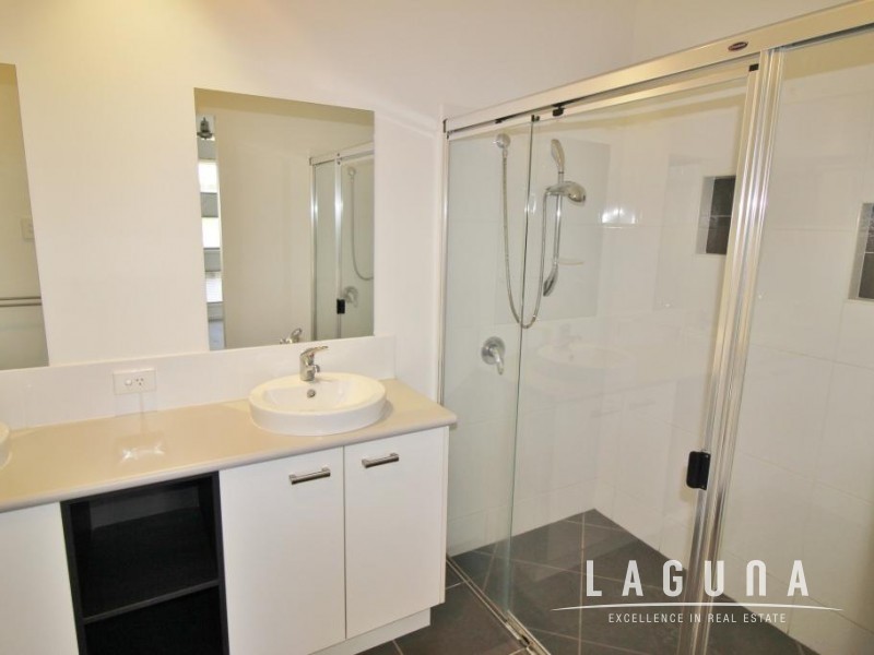 14  Majestic Place, Jones Hill QLD 4570